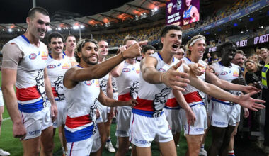 On-song Bulldogs in harmony to sink AFL premiers