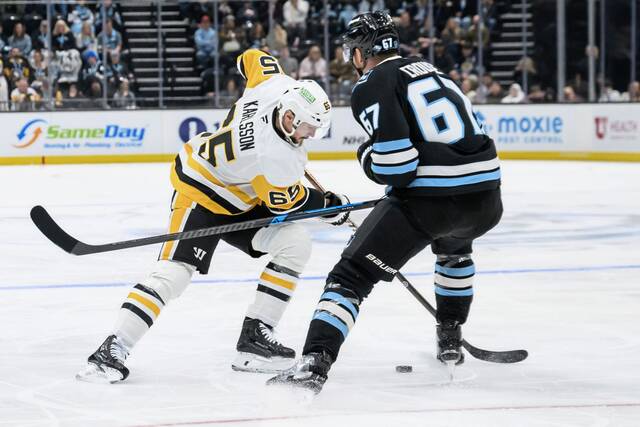 Undermanned Penguins come back to defeat Mammoth on road