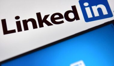 This Translator Will Help You Parse Your Boss's Mind-Numbing LinkedIn Speak