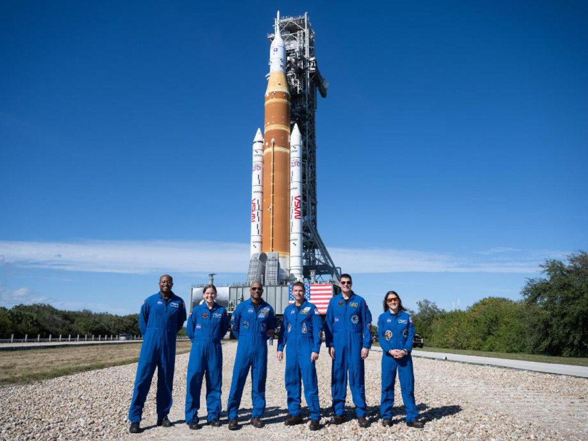 How will we get back to the Moon?