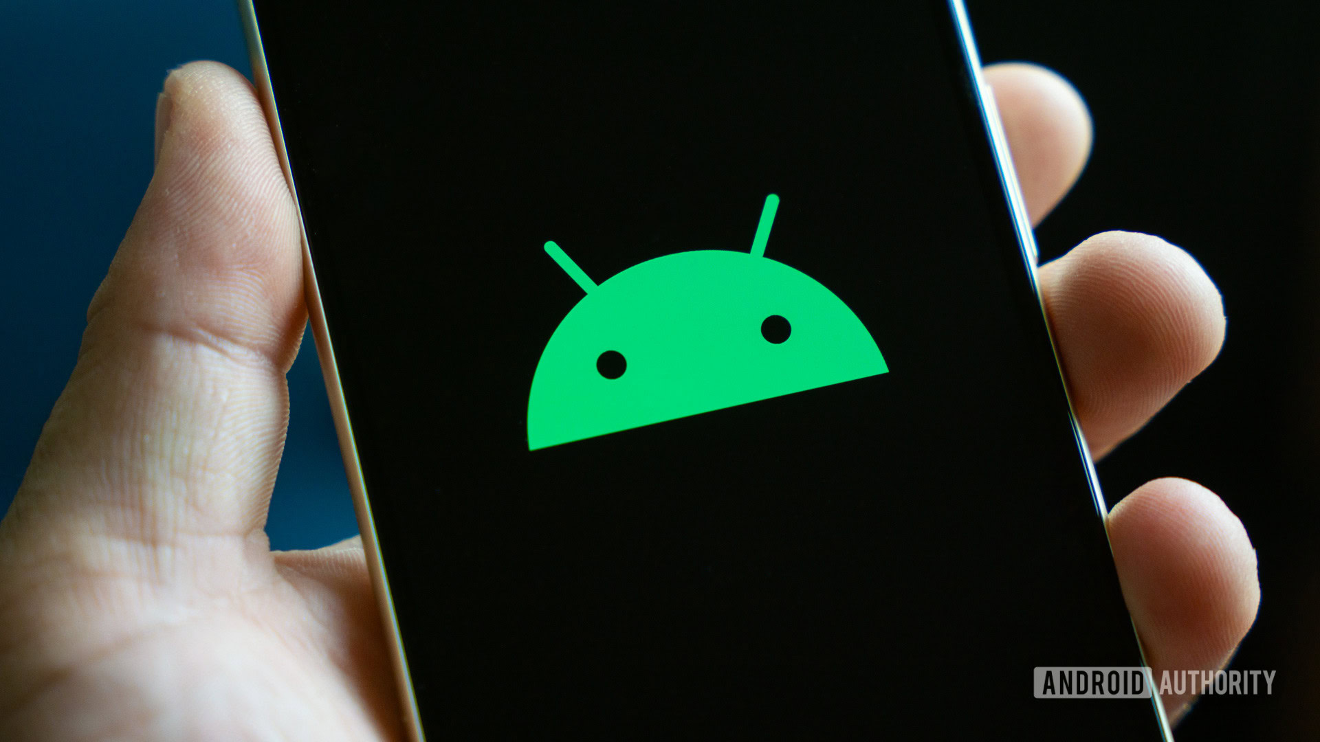 Android logo on smartphone stock photo (8) Android logo on smartphone stock photo (8)