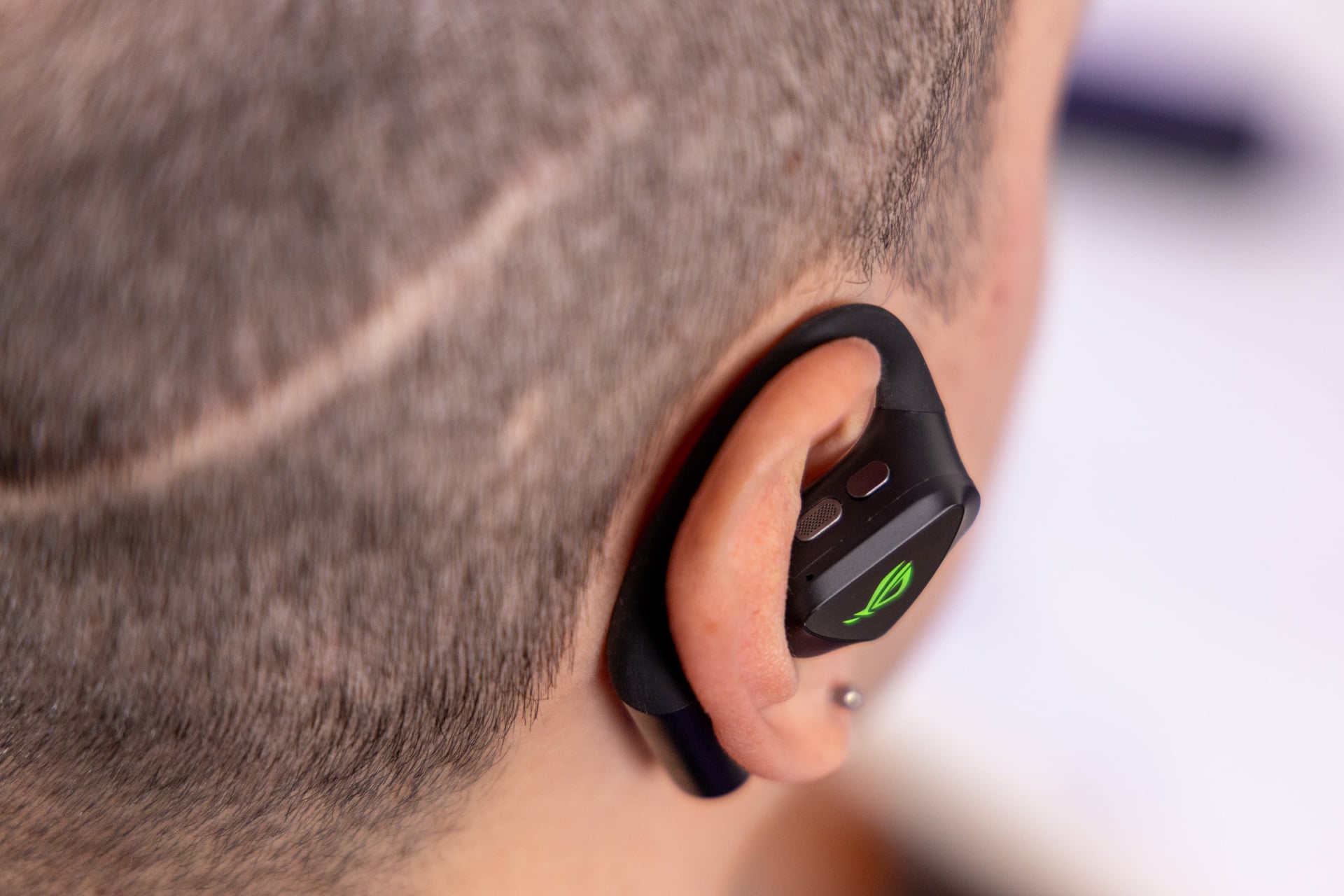 Asus ROG Cetra Open Ear Wireless Gaming Earbuds Review