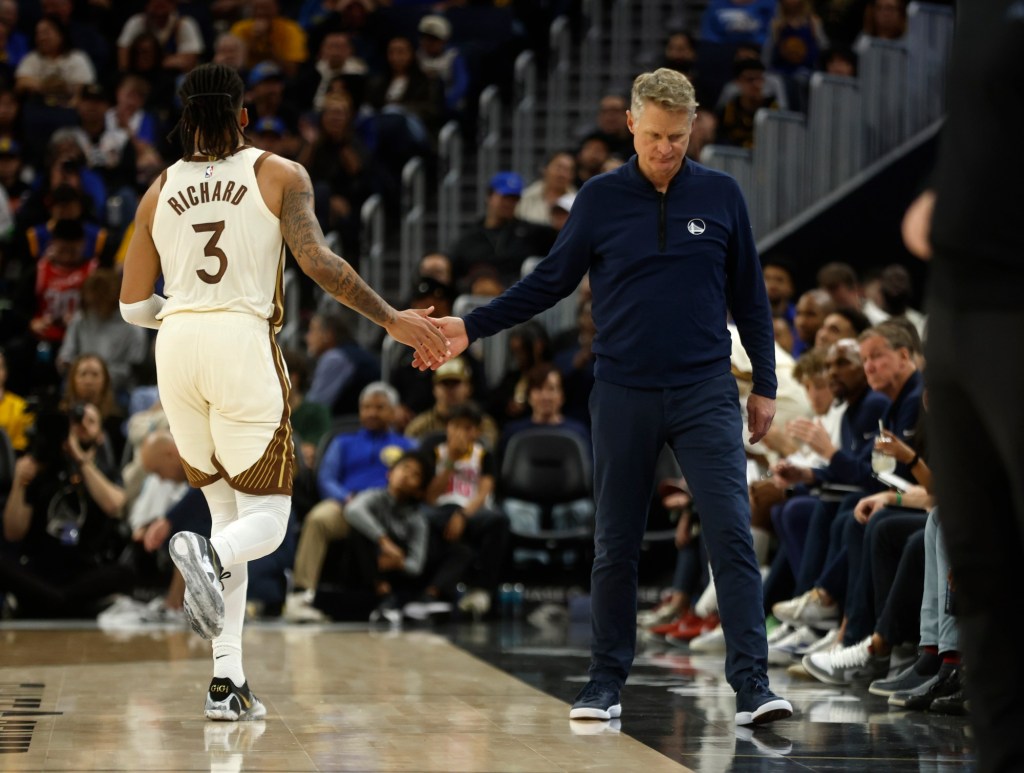Warriors' Steve Kerr explains blowup at Will Richard