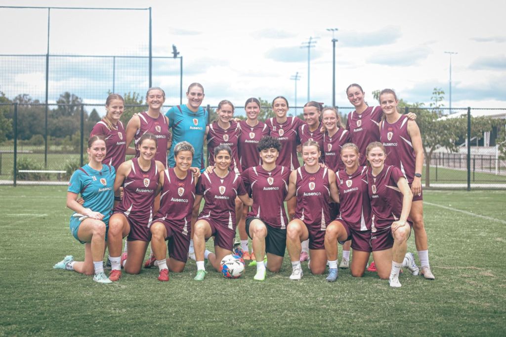 Iranian soccer players join Brisbane training - News