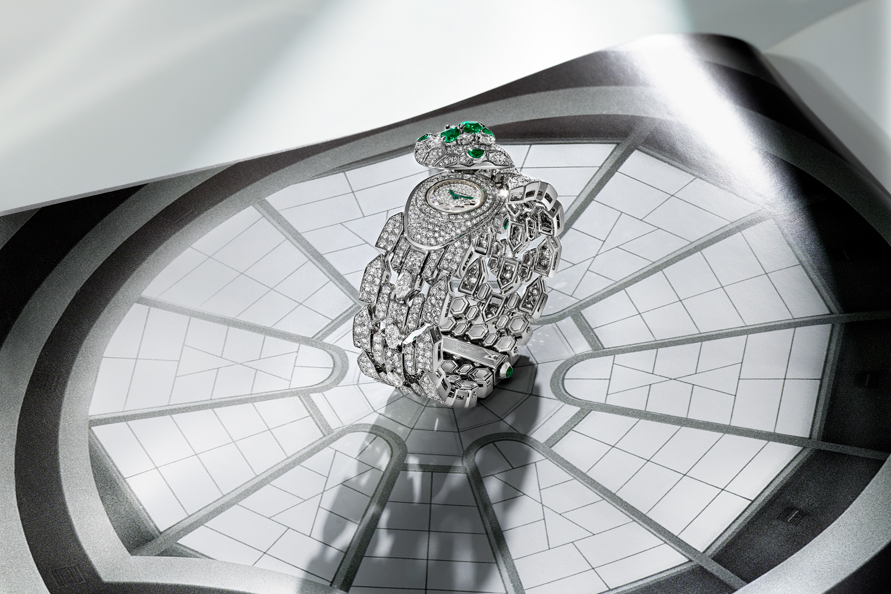 Bvlgari Serpenti Dea Secret Lifestyle