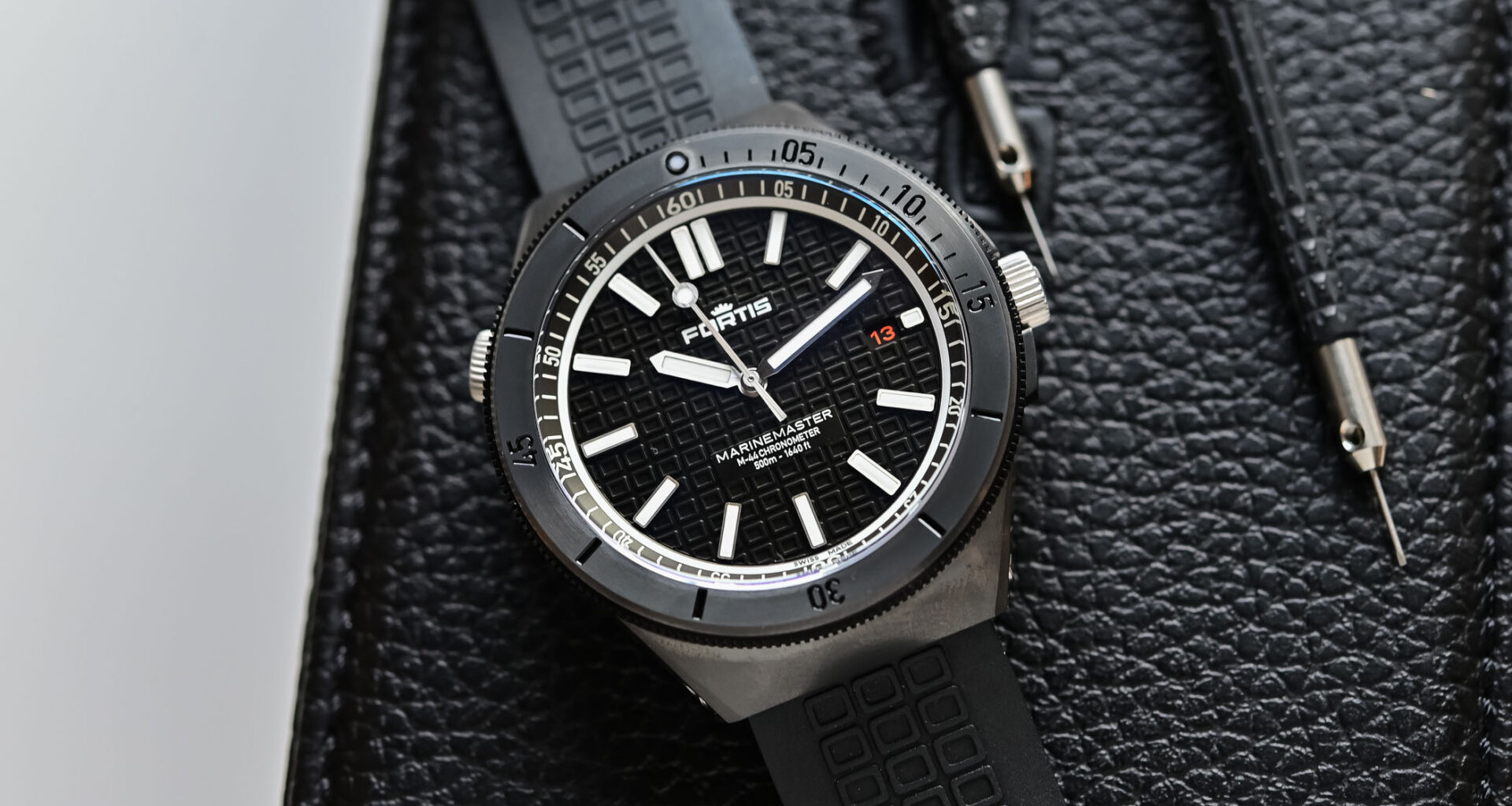 New Fortis Marinemaster M-44 DLC Gravity Black and Black Resin