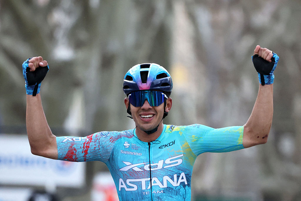 XDS Astana Team's Colombian rider Harold Tejada celebrates as he crosses the finish line to win the 6th stage of the Paris-Nice cycling race, 179.3 km between Barbentane and Apt, on March 13, 2026. (Photo by Anne-Christine POUJOULAT / AFP)