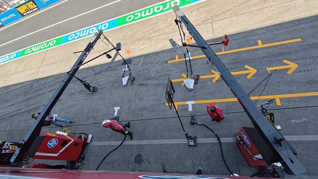 Ferrari F1 2025 Boom Gantry from above