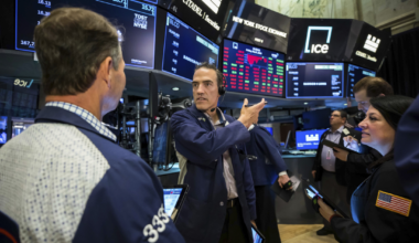 War progress good but effect on rates bad