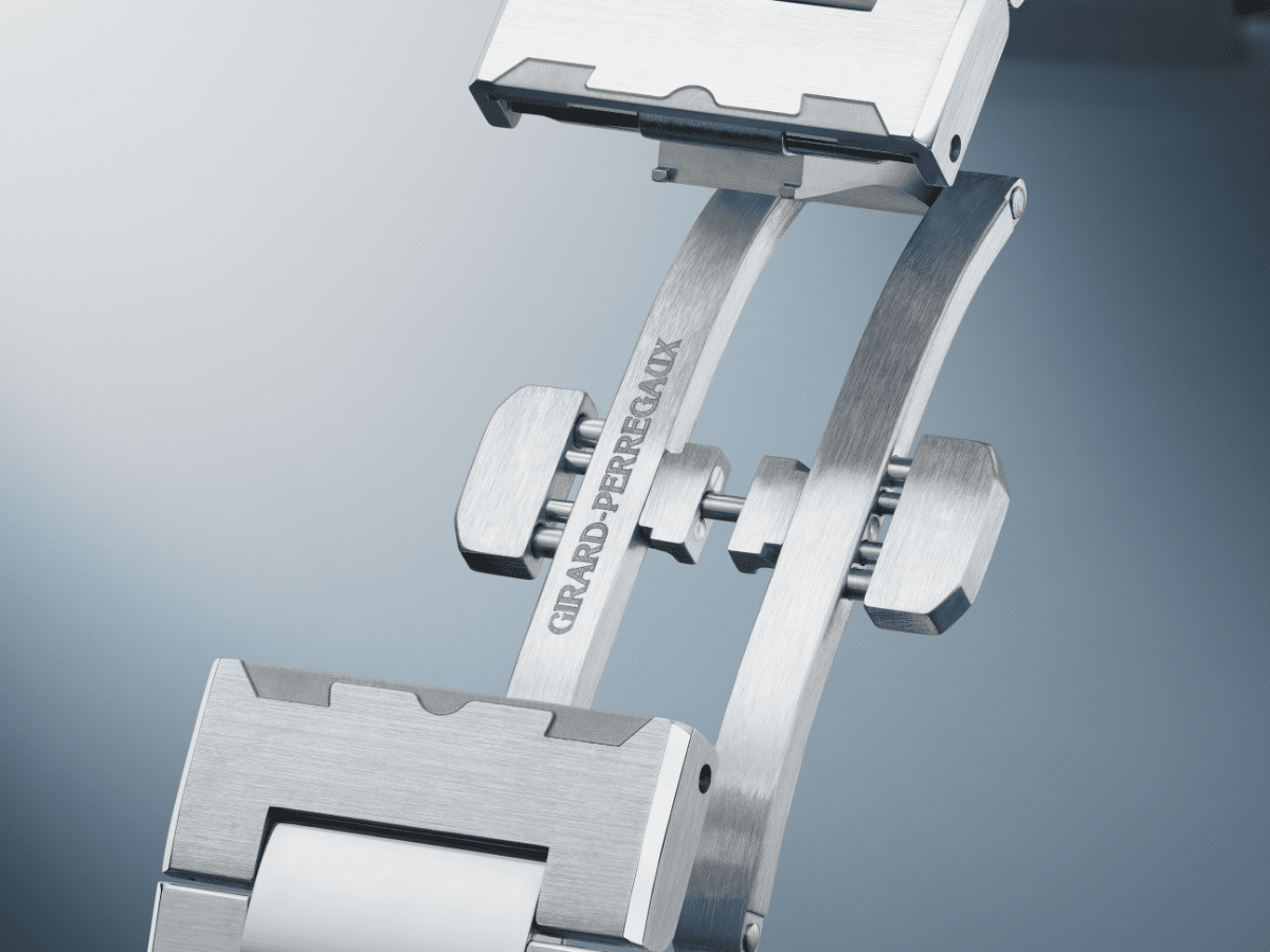 Girard-Perregaux Laureato Three Gold Bridges | Image: The Hour Glass