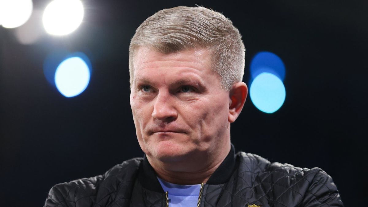 Ricky Hatton death 'not ruled as intended suicide' as coroner provides update