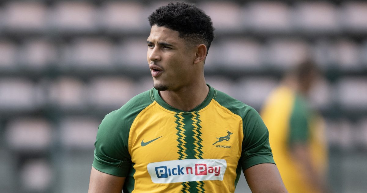 Tony Brown addresses Sacha Feinbergh-Mngomezulu's form with words of advice to Bok