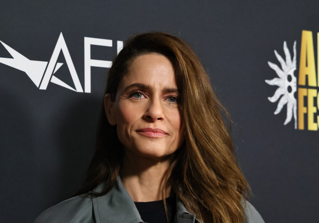 Amanda Peet Reveals Breast Cancer Diagnosis