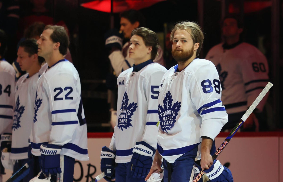 Why the Maple Leafs shouldn’t just tear it all down this offseason