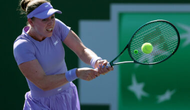 Gibson continues golden run with Tauson upset