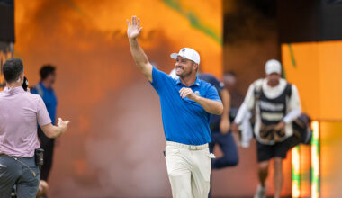 Aussie in the chase as South Africa gets Bryson-fever - News