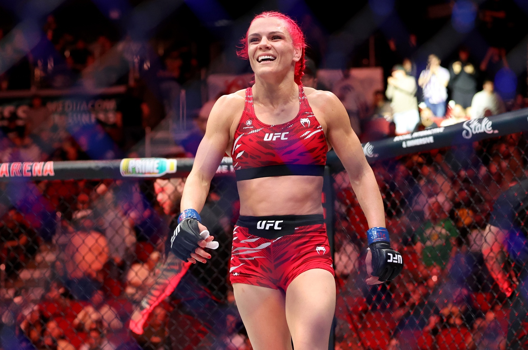 UFC fighter Gillian Robertson