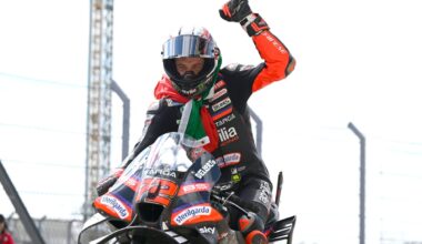 Bezzecchi wins fifth straight grand prix in Aprilia 1-2