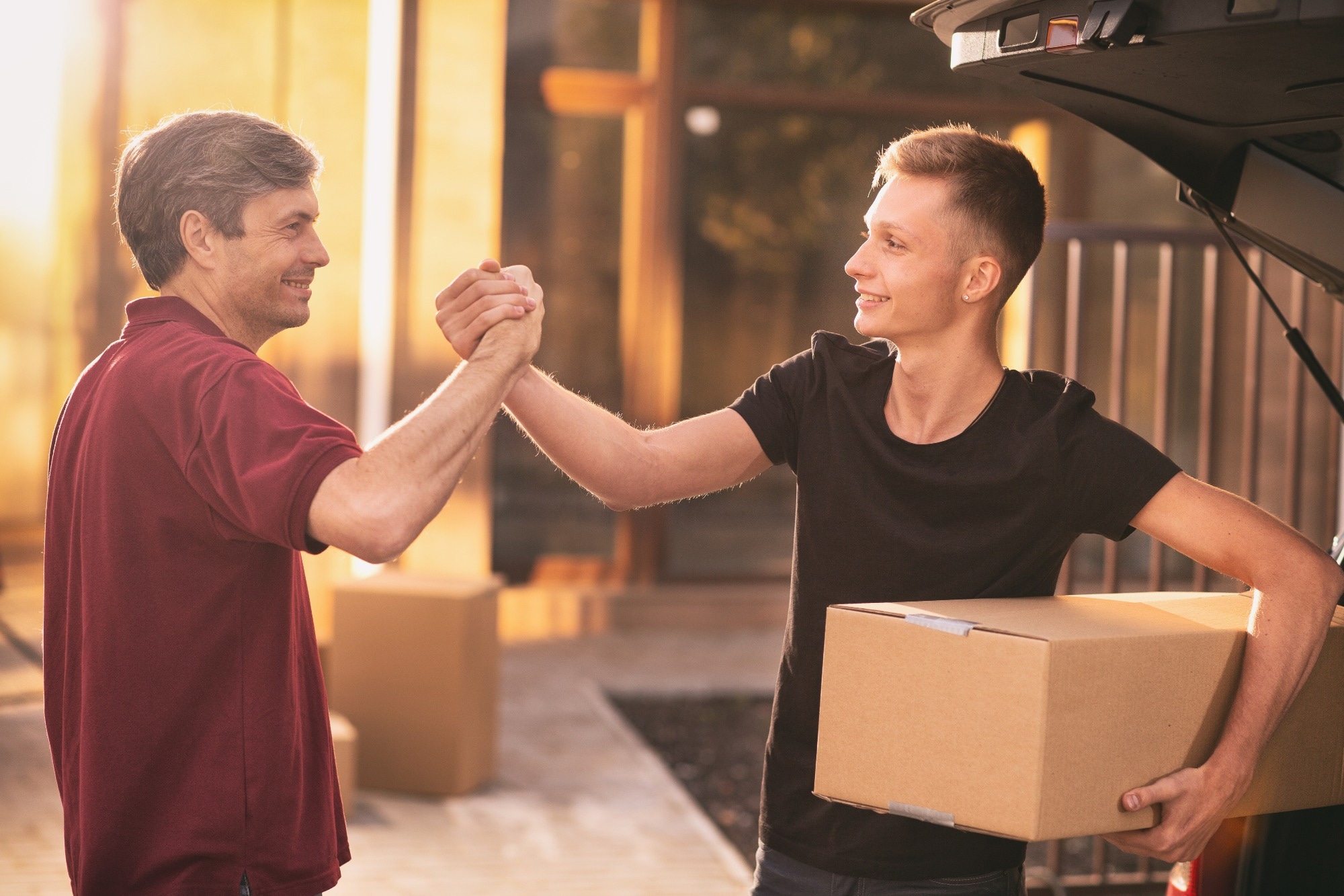 Study: Moving out: The impact of leaving the parental home on diet quality trajectories among Australian adolescents and young adults (14-27 years). Image Credit: Zoriana Zaitseva / Shutterstock