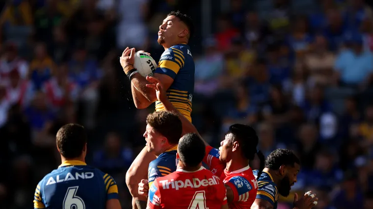 Obstruction crackdown: NRL preparing to tackle defensive trend, warns clubs image