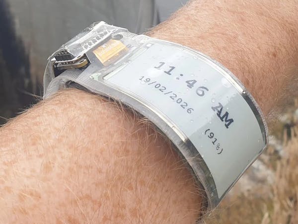 Reclaim Your Privacy with This DIY E Ink Smartwatch