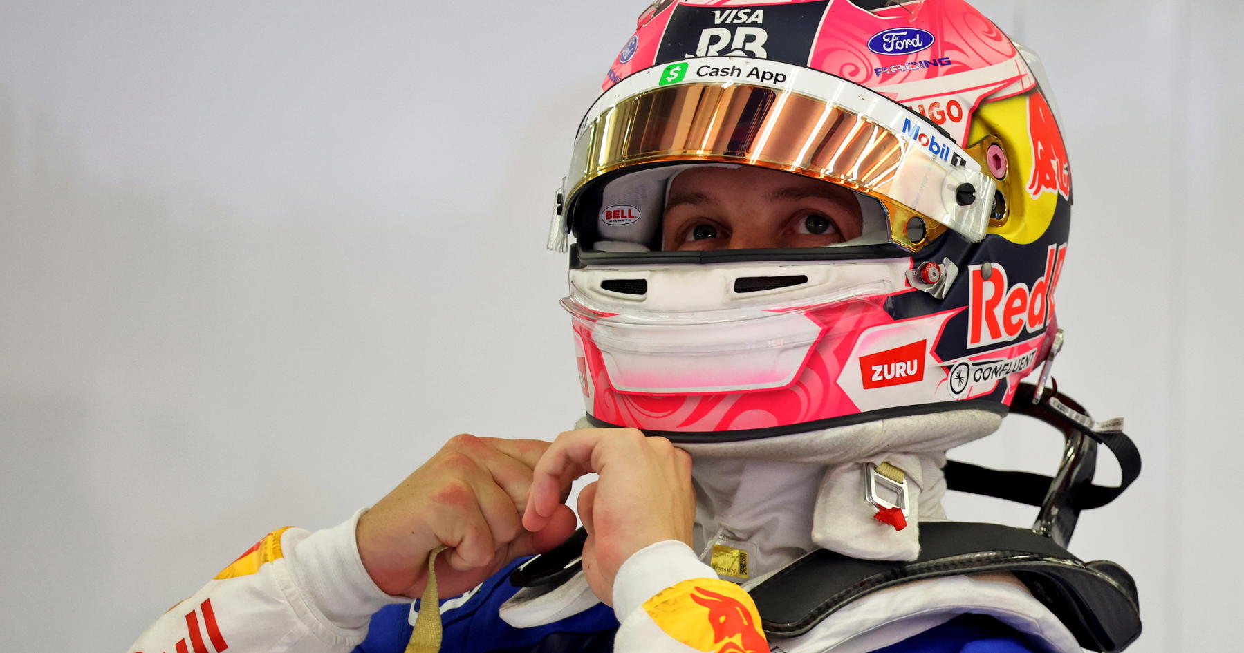 Liam Lawson given 'important stage' advice at F1 career crossroads