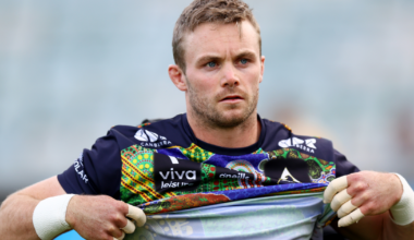 Lonergan exceptional for Brumbies, Gordon the difference for Reds