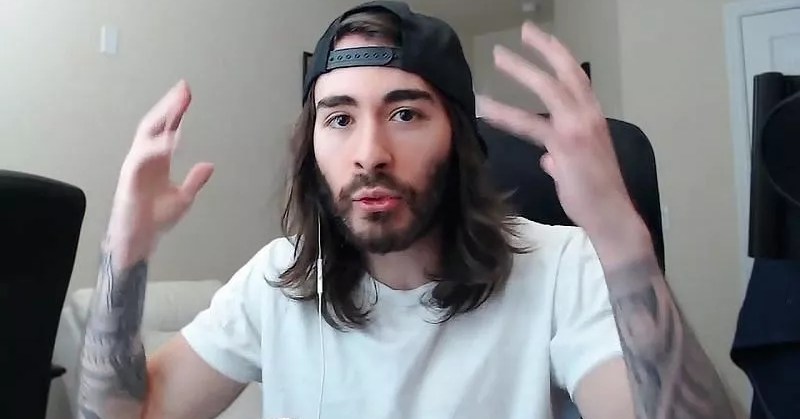 Streamer Cr1TiKaL: Dana White ‘should be in handcuffs’ over fighter pay