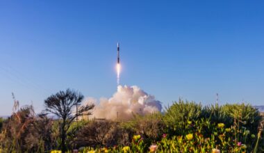 Firefly Aerospace's Alpha rocket reaches orbit on 1st launch since explosive accidents last year (video)