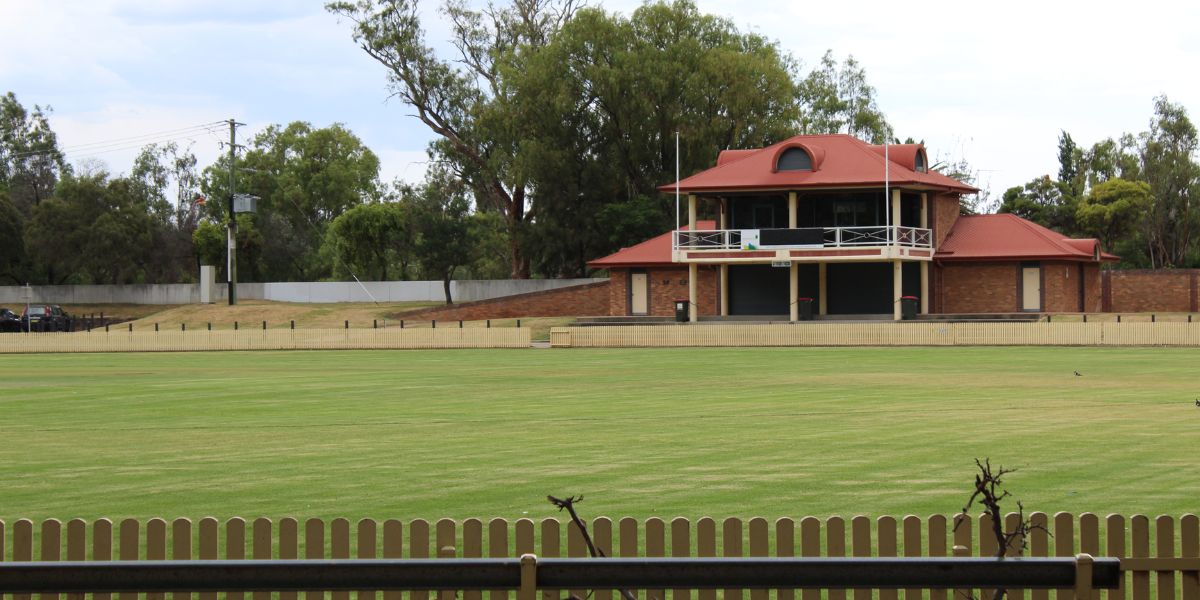 Regional Australia Bank extends AFL North West NSW partnership with naming rights deal