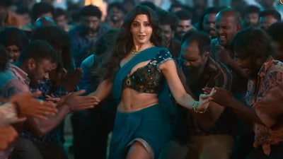 Nora Fatehi in a still from the song Sarke Chunar Teri Sarke.