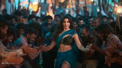 Nora Fatehi in a still from the song Sarke Chunar Teri Sarke.