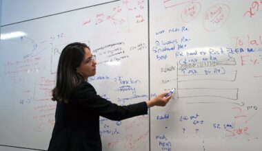 Dr. Lidia Moura, director of population health in the neurology department at Mass General Brigham, coauthored a recent study that found that AI can quickly sift through electronic medical records of routine visits to doctors for notations that might be red flags for cognitive impairment.