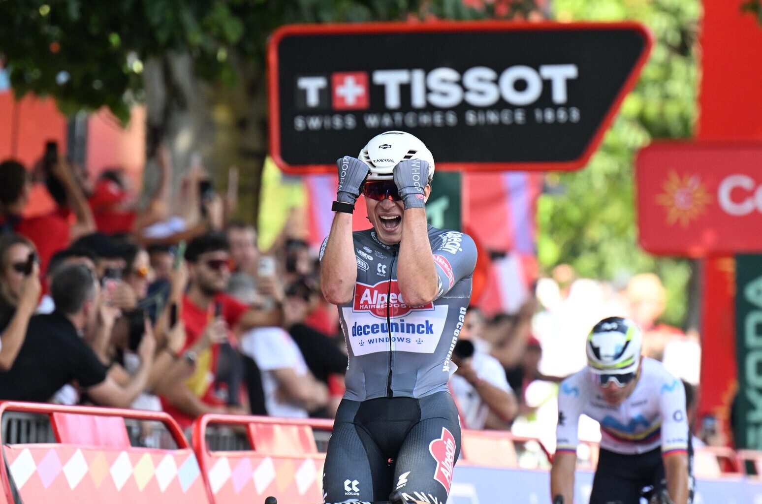 Van der Poel skips Kuurne as Alpecin backs Philipsen and Groves