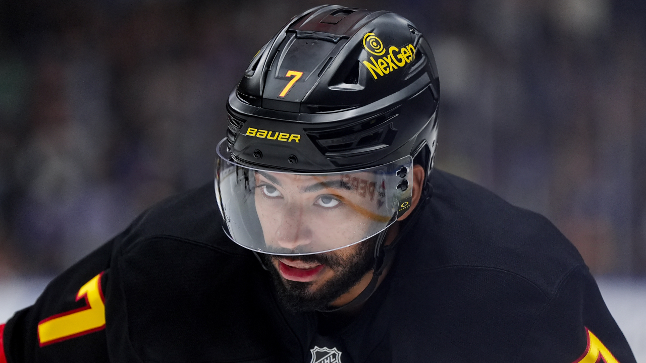 Canucks' Joseph exits game vs. Stars