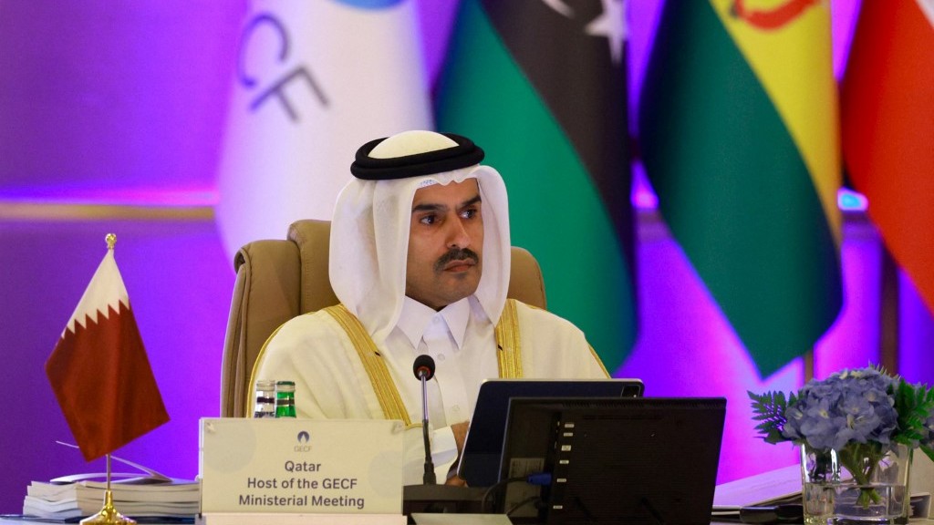 Qatar warns war on Iran could 'bring down' world economies