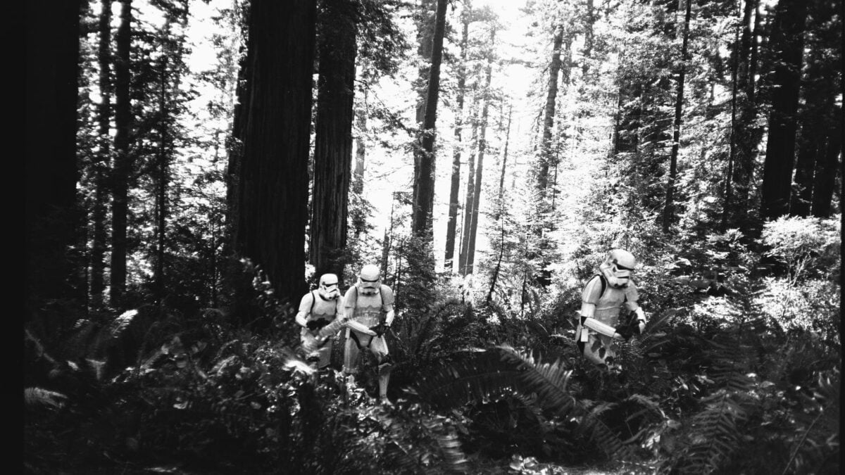 Look at This Treasure Trove of Unseen Photos From the Filming of 'Return of the Jedi'