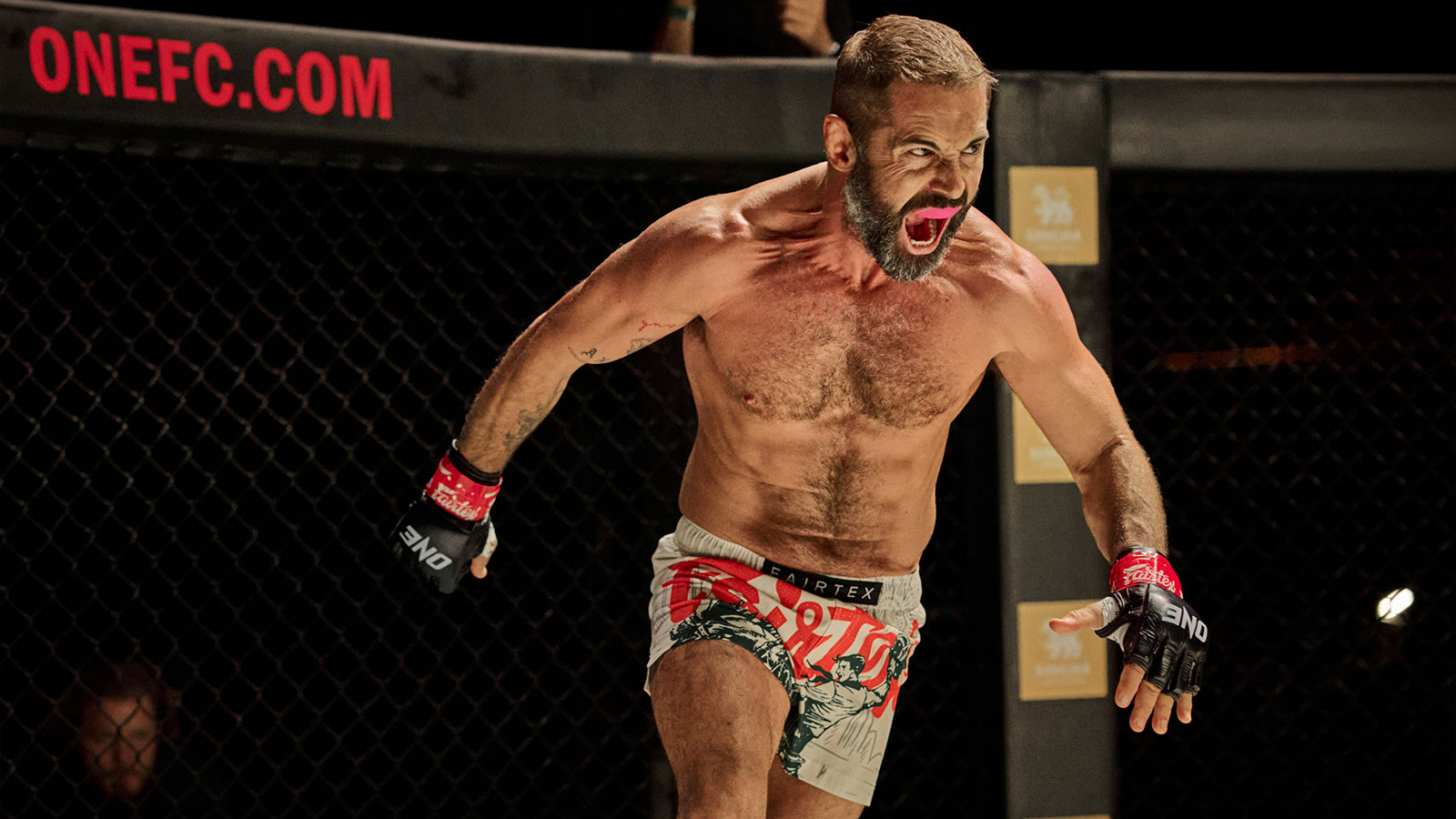 Daniel McPherson in Beast.