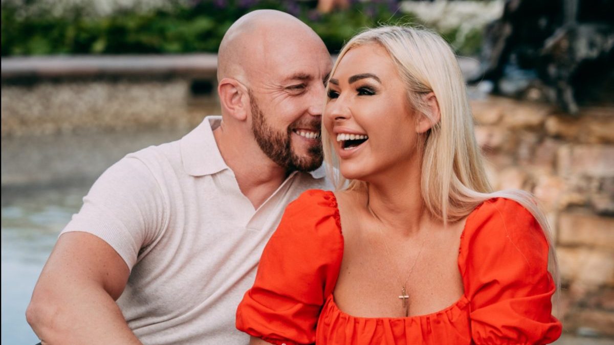 Couple, on £4,700 a month, who don't want to buy property