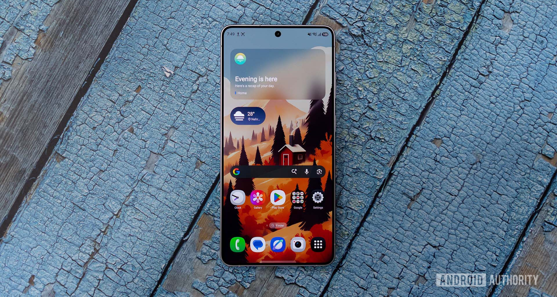 Samsung Galaxy S26 Ultra showing One UI home screen.