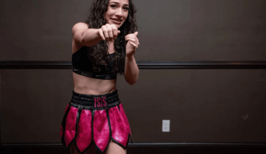 Boxer Isis Sio awake after coma following KO loss