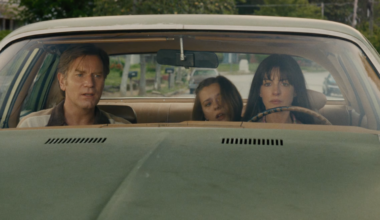 Anne Hathaway & Ewan McGregor Run From Dinosaurs