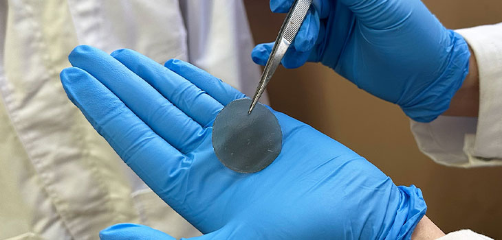 New smart dressing could heal and monitor wounds