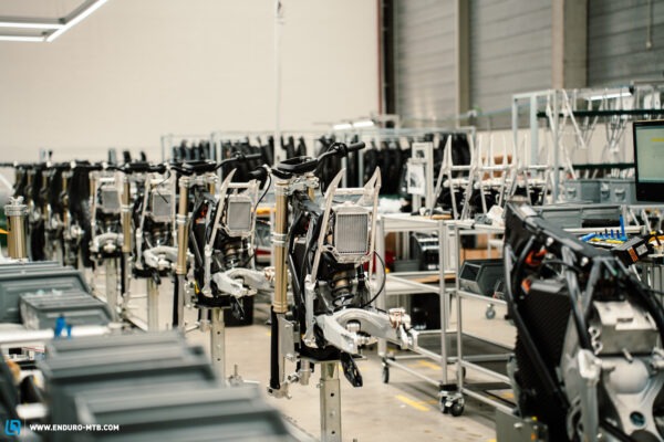 Stark Future Motorcycles Factory Visit WEB 10 600x400