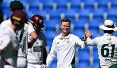 Queensland to miss Shield final after batting collapse