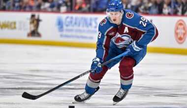 Nathan MacKinnon ejected from Avalanche-Oilers game