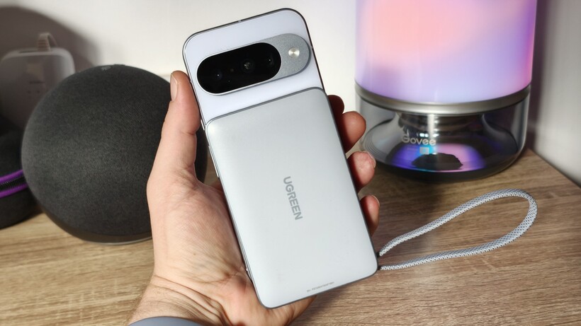 Ugreen MagFlow power bank attached to Pixel 10