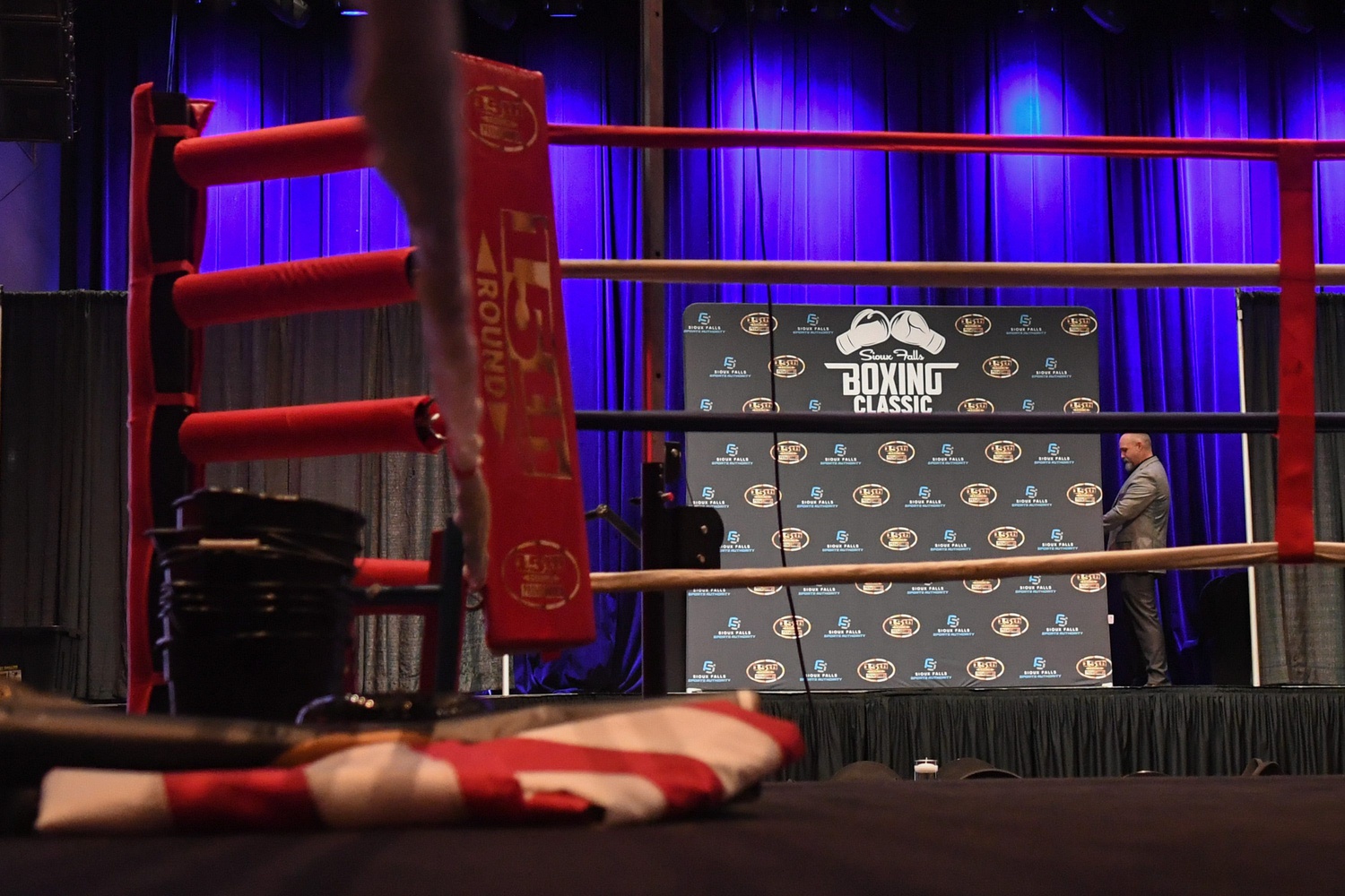 19-year-old flyweight boxer in ICU after brutal KO