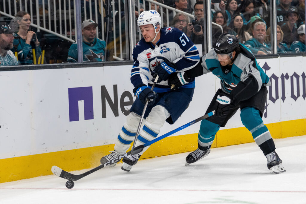 San Jose Sharks Open To Trading Kiefer Sherwood – Pro Hockey Rumors