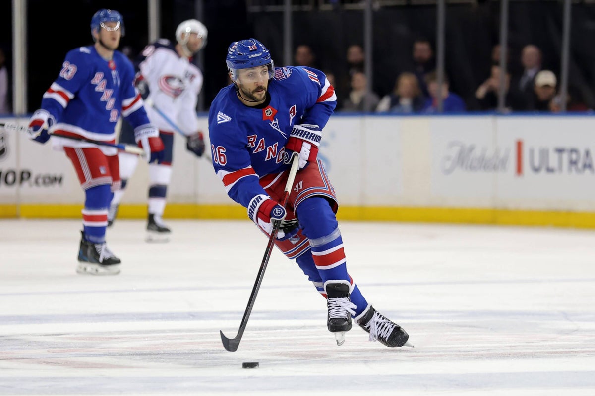 Why Rangers GM Chris Drury is taking a big gamble by holding Vincent Trocheck